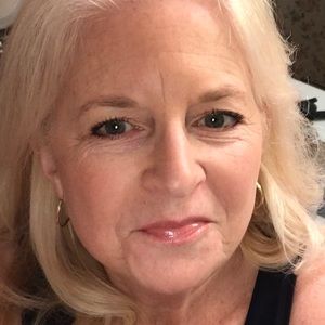 Meet your Posher, Gina